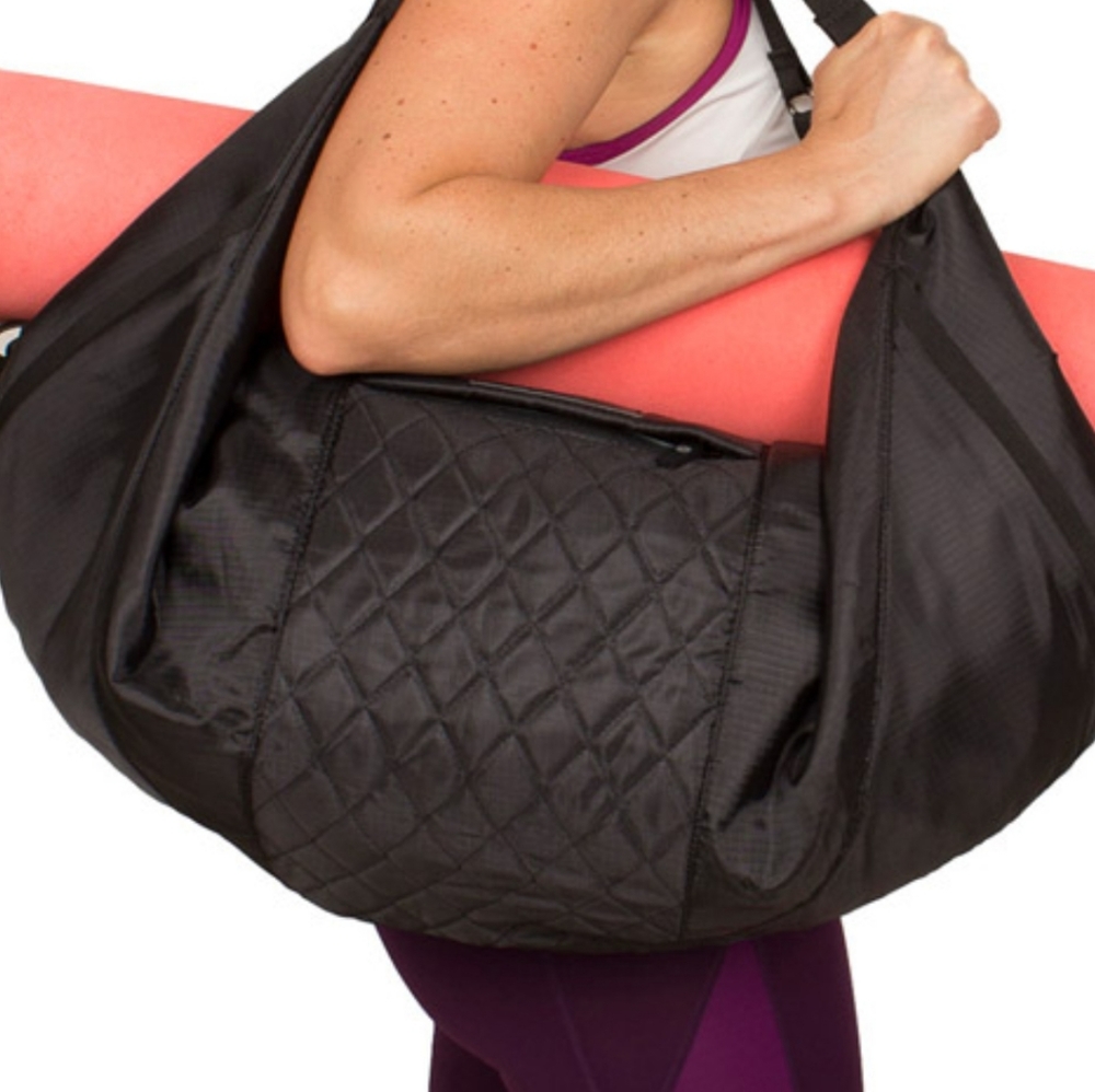 Zuala Studio Bag.. Only BLACK left